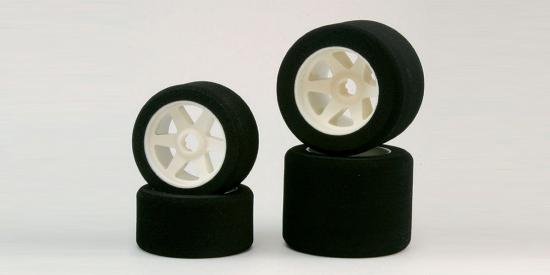 Kyosho 1:8 Racing Tyres Front 32 Shore (2) ** CLEARANCE **