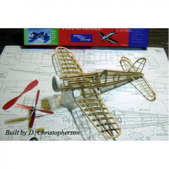 Dumas F4U Corsair (44.5Cm)(213)