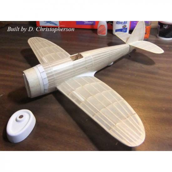 Dumas P-47 Thunderbolt (44.5Cm)(217)