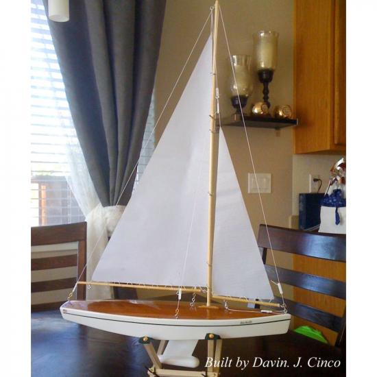 Dumas Ace Sloop Kit (1102)