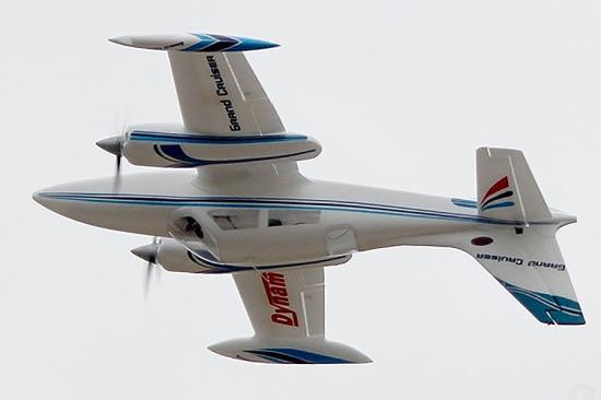 Dynam Cessna 310 Grand Cruiser - 1280mm V2