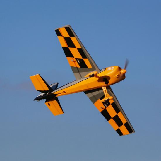 E Flite Extra 300 3D 1.3M - BNF Basic