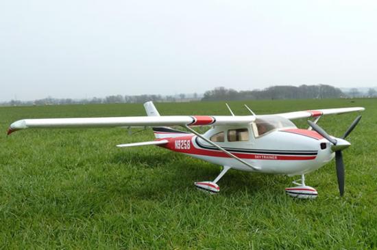 FMS Cessna 182 Sky Trainer 1400mm - ARTF With Reflex
