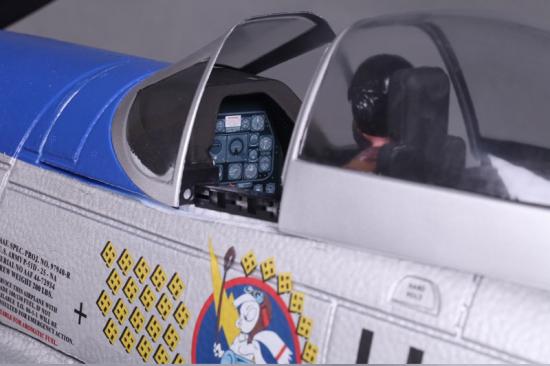 FMS P51 Mustang Petie 2nd V8 - ARTF