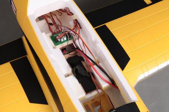 FMS 1400mm T-28D V4 Superscale ARTF - Yellow