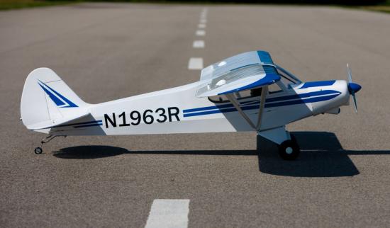 Hangar 9 1/4 Scale Super Cub