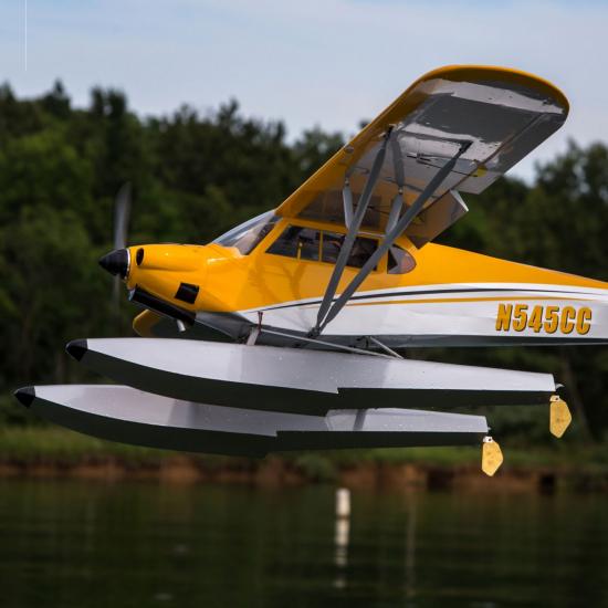 Hangar 9 Carbon Cub 15cc  1:5 Scale Float Set