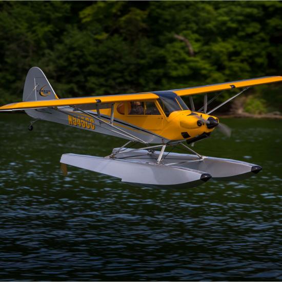 Hangar 9 Carbon Cub 15cc  1:5 Scale Float Set