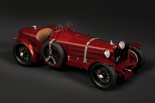 Italeri Alfa Romeo 8C 2300 Roadster 1:12