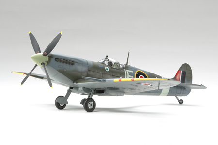Tamiya 1/32 Supermarine Spitfire Mk. IXc