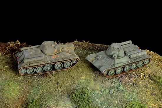 Italeri T34/76 M42(2 Fast Assembly Models)