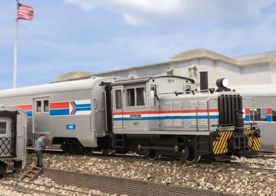 LGB Amtrak Diesel Loco Phase II