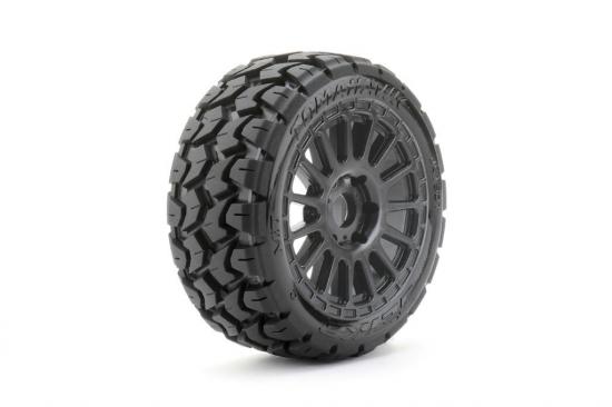 Jetko Extreme Tomahawk 1:8 Buggy Belted Tyres on Black Wheels 17mm Hex (2)