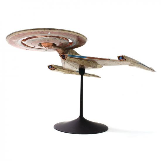 Polar Lights Star Trek U.S.S. Discovery 2T