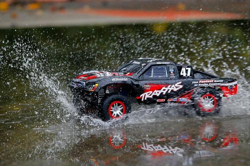 Traxxas Slash 4X4
