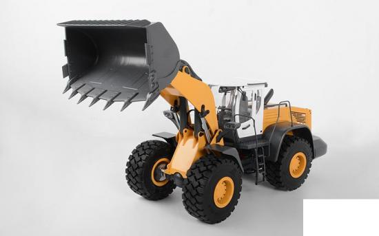 RC4WD 1:14 Scale Earth Mover 870K Hydraulic Wheel Loader w/White Cab RC4WD