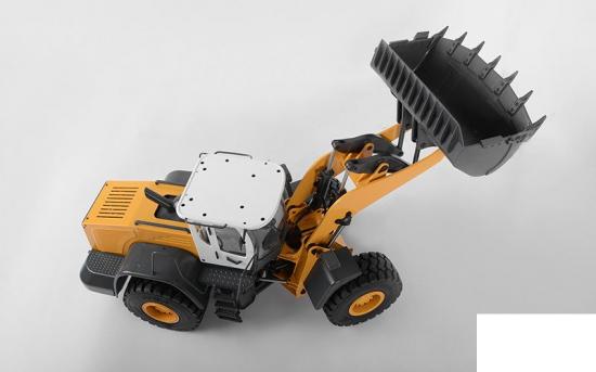 RC4WD 1:14 Scale Earth Mover 870K Hydraulic Wheel Loader w/White Cab RC4WD