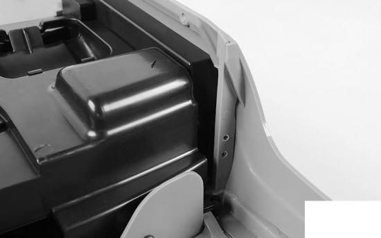 RC4WD 1985 Toyota 4Runner Tailgate Assembly/ Front Door Bulkhead RC4WD — image 4 of 6