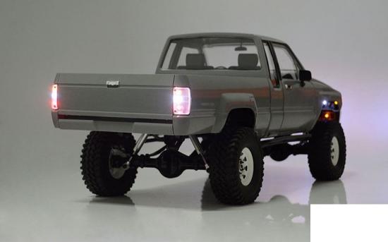 RC4WD Basic Lighting System for 1987 Toyota XtraCab Hard Body RC4WD