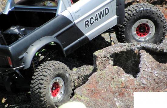 RC4WD Mickey Thompson 1.9 Single Baja MTZ Scale Tire — image 3 of 6