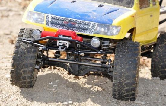 RC4WD Tough Armor Winch Bumper with Grill Guard to fit Axial SCX10