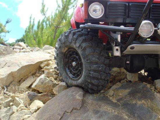 RC4WD Humvee 1.9 Internal Beadlock Wheel