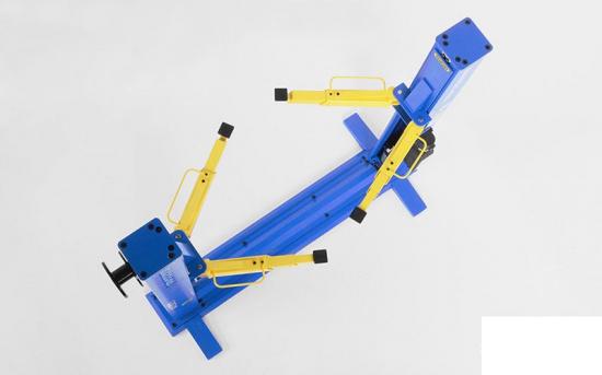 RC4WD 1:10 BendPak XPR-9S Two-Post Auto Lift RC4WD