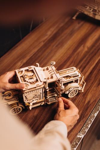 Wood Trick Big Rig