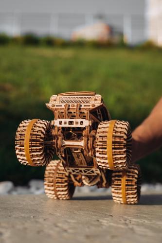 Wood Trick Monster Truck