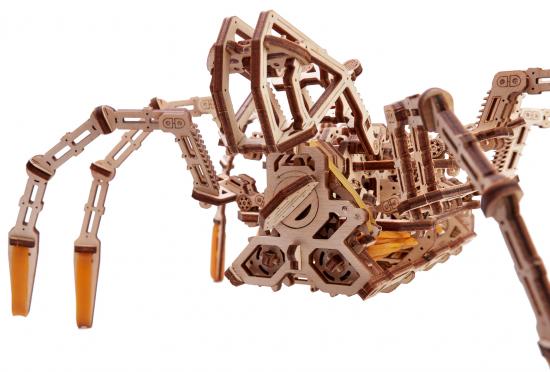 Wood Trick Space Spider