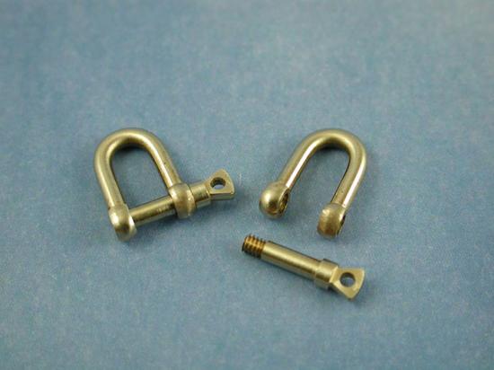 Shackle 7.6x12.2 - M2 Threaded Pin (2)