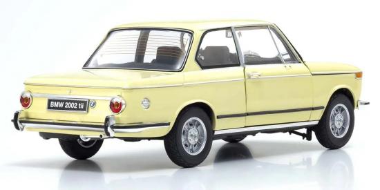 Kyosho 1:18 BMW 2002 Tii 1972 Cream