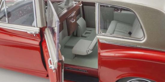 Kyosho 1:18 Rolls-Royce Phantom VI EWB 1968 Red-Light Beige
