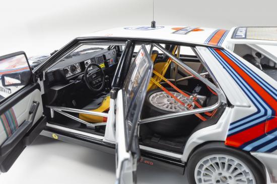 Kyosho 1:18 Lancia Delta HF 4WD Monte Carlo 1987 Team Martini Nr.6