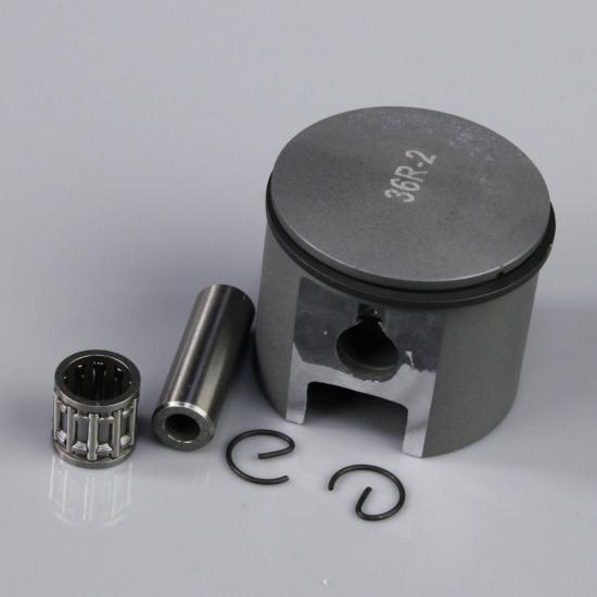 Stinger Engines Piston and Accessories including C-Clips / Ring / Gudgeon Bearing and Pin (fits 35cc SE)