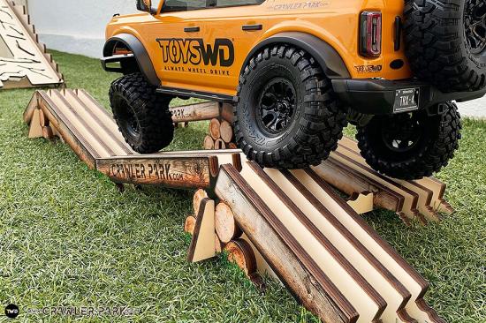 CML Racing Crawler Park Axes Crossing Obstacle 1:10 Crawler Circuit