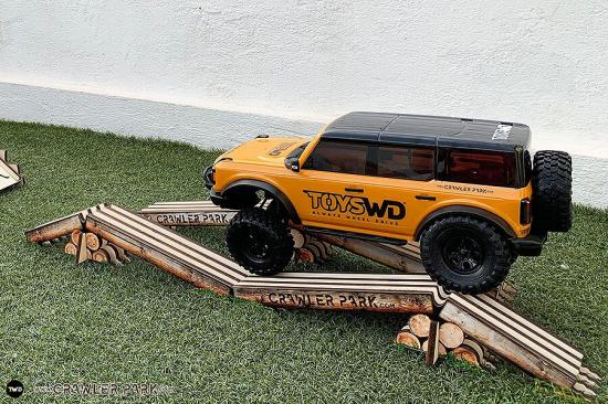 CML Racing Crawler Park Axes Crossing Obstacle 1:10 Crawler Circuit