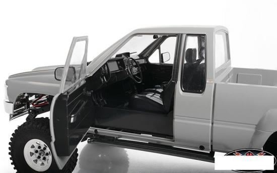 RC4WD 1987 Toyota XtraCab Interior RC4WD