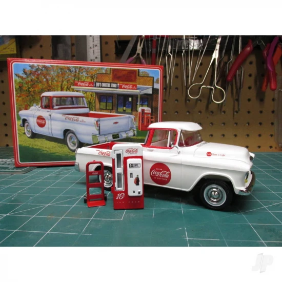 AMT 1955 Chevy Cameo Pickup (Coca-Cola)