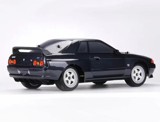 Carisma M48S Nissan Skyline GT-R (R32) 1:8 Brushless RTR