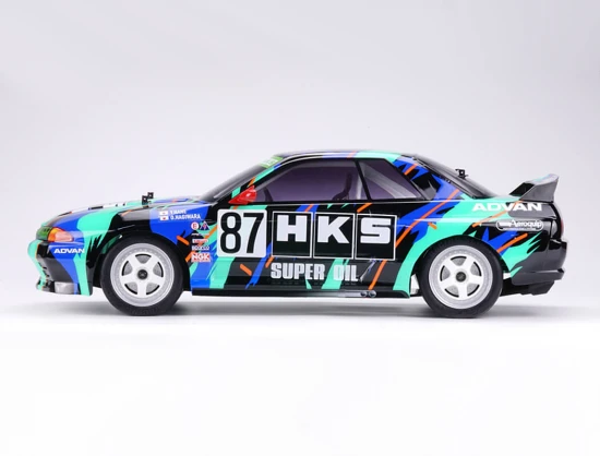 Carisma M48S - HKS Skyline BNR32 Gr.A 1:8 Brushless RTR