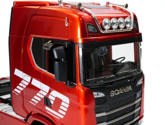 HuiNa Scania K770S-100 6X6 RC Haulage Truck RTR - Red