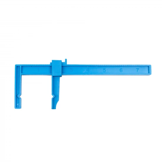 Excel 7in Adjustable Plastic Clamp (Carded)