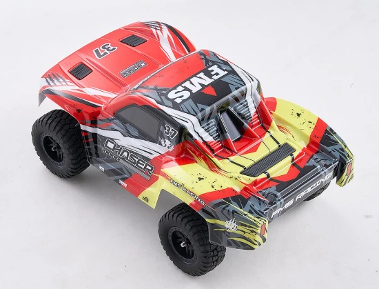 FMS FSC24 Chaser Truck RTR - Red
