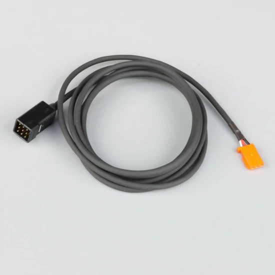Futaba SBC HUB 1500mm S.Bus Hub Lead (No VCC) for use with Remote Battery