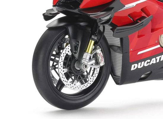 Tamiya Ducati Superleggera V4 with Racing Kit