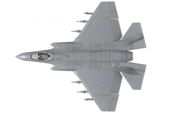 Tamiya 1/48 F-35C Lightning II ** CLEARANCE **