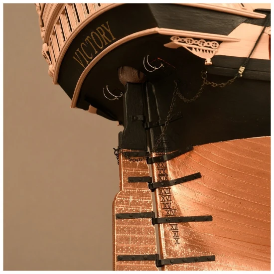 HMS Victory 1:84 Ship of the Line Trafalgar (Closed Hull Version)