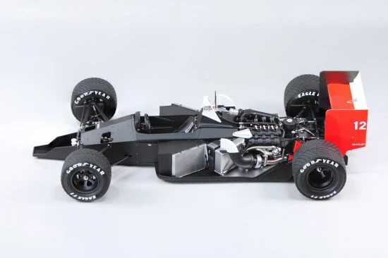Beemax 1:12 McLaren MP4/4 Senna Model Kit (HC-BX12002)