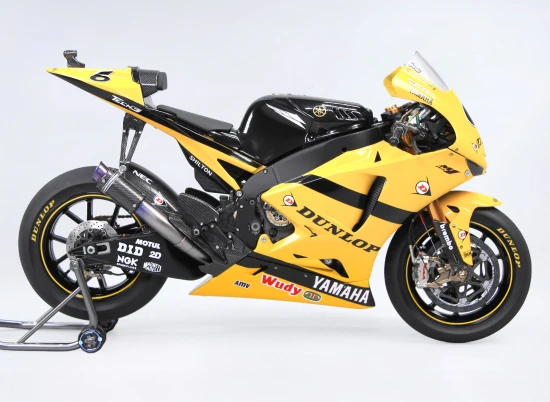 1:12 Yamaha YZR-M1 2007 MotoGP Racing Motorcycle